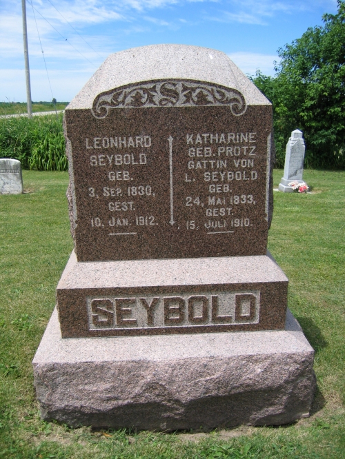 Leonhard and Katherine (Protz) Seybold stone